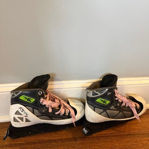 2007 Reebok 3K Hockey Goalie Skates Regular Width Size 5.5 (Used)
