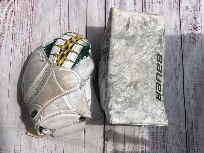 White Senior Bauer FlyLite Goalie Glove & Blocker Set Regular (Used)