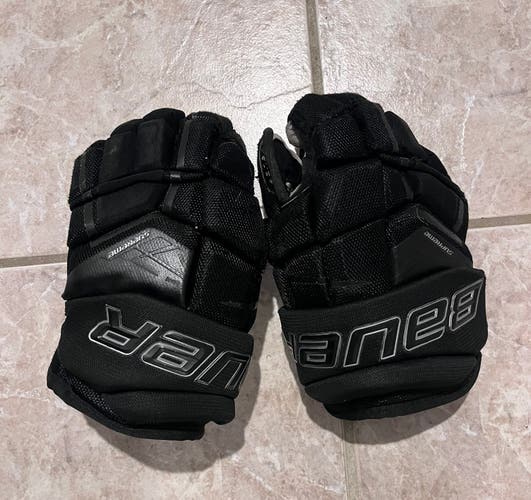 Used Bauer Supreme Ultrasonic Gloves Size 13"