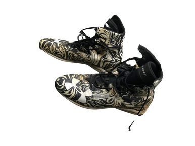 Used Under Armour Senior 9.5 Football Cleats 11613-s000134275