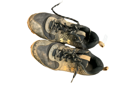 Used Under Armour Leadoff Cleats Bb Sb Cleats Black Youth 09.5 11613-s000151035