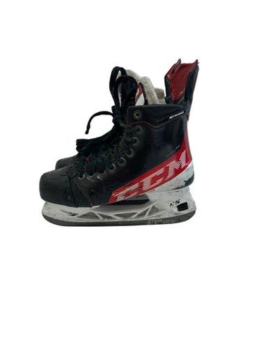Used Ccm Jetspeed Ft4 Pro Junior 5.5 Hockey Skates 11692-s000152144