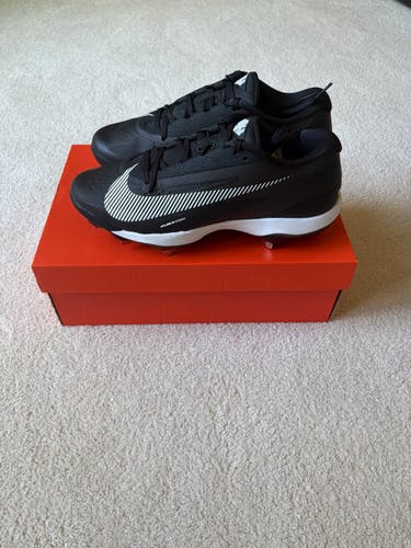 Black Men's Size M 9.5 (W 10.5) Adult Nike Low Top Metal (New)