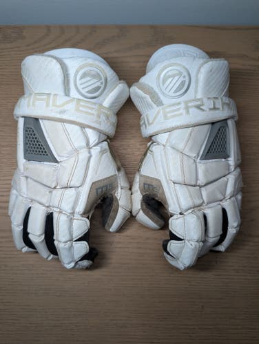 White Maverik M5 Lacrosse Gloves (Used)