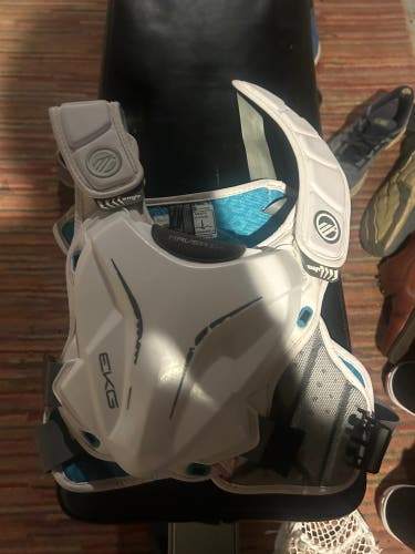 Large Adult Maverik Shoulder Pads (Used)