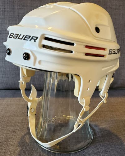 Medium Bauer 4500 Helmet Pro Stock