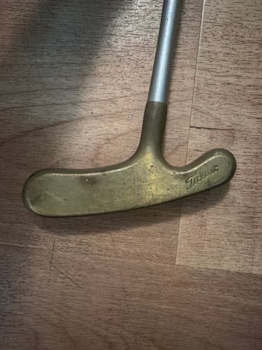Titleist Bullseye Blade Right Handed Putter 35" (Used)