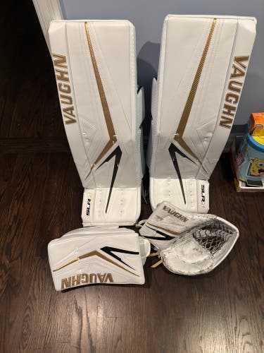 35" 2025 Vaughn SLR4 Pro Carbon Regular Goalie Full Set Pro Stock (New)