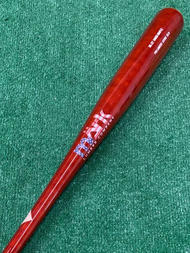 Mark Lumber Company ML-27 Pro Limited Maple Bat 31"