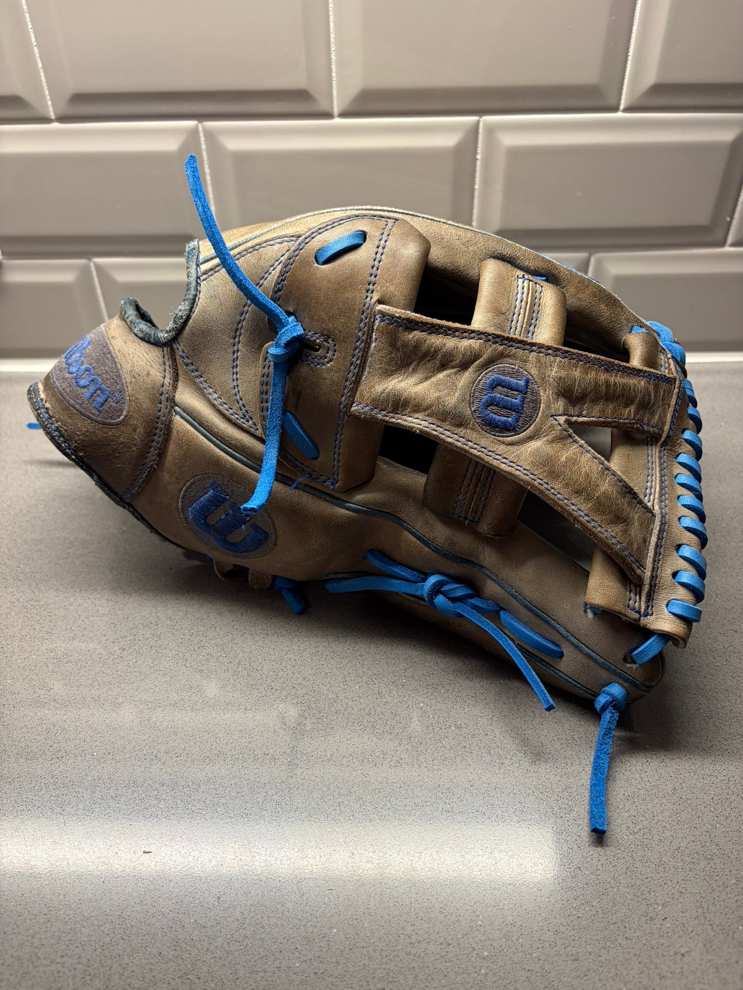 Vintage Wilson A2120 Signature Model Baseball Glove An A2000