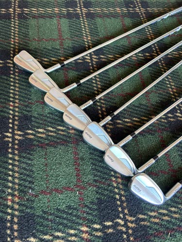 2022 Ping i525 Left Hand Iron Set Extra Stiff Flex (Used)