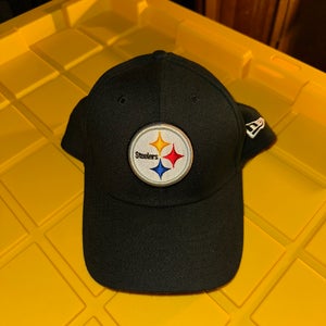 Black Adult Unisex Large/Extra Large New Era Hat (Used)