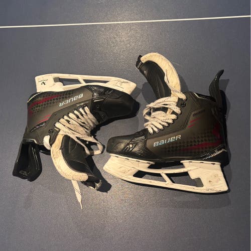 Red 2024 Bauer Supreme Shadow Hockey Skates Wide Width Pro Stock 8.5 (Used)