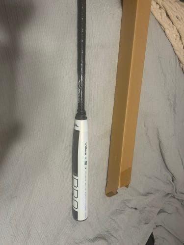 2025 Mizuno CRBN Pro Composite Bat (-10) 21.5 oz 31" (New)