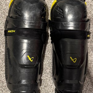 Intermediate Bauer Supreme Mach 14" Shin Pads (Used)