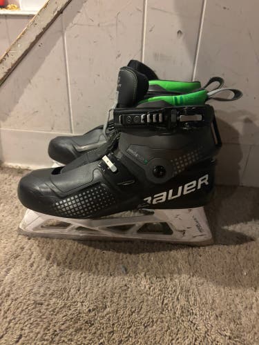 Bauer Konekt Hockey Skates Regular Width 11 (Used)