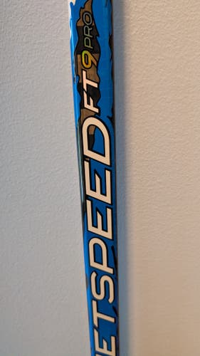 CCM FT9 Pro Blue Right Handed Hockey Stick P29 85 Flex (New)