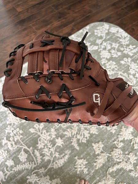 Gloveworks 13.25 Inch “Game Day” First Base Mitt | SidelineSwap