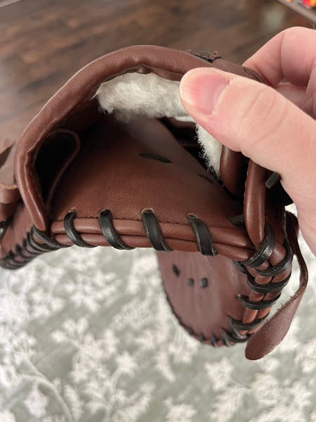 Gloveworks 13.25 Inch “Game Day” First Base Mitt | SidelineSwap
