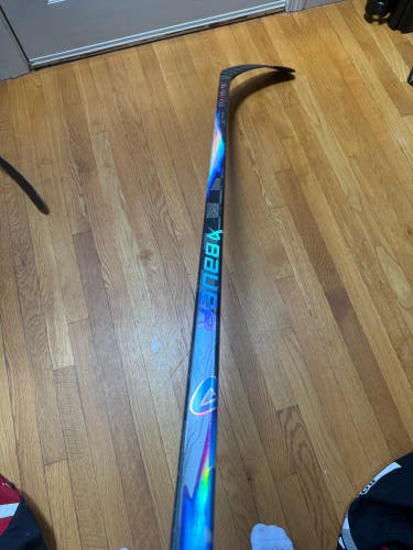Senior Bauer Vapor Flylite Left Hand Hockey Stick P92 65 Flex (Used)