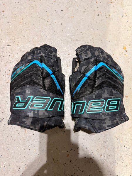 Bauer Pulse Gloves 13" (Used)