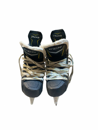 Used Ccm Tacks 9070 Senior Hockey Skate Senior 5.5 11706-s000379586