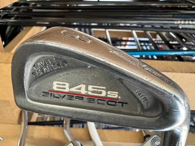Tommy Armour Silver Scot 845 3-iron (21*) with Light Steel Flex 2902