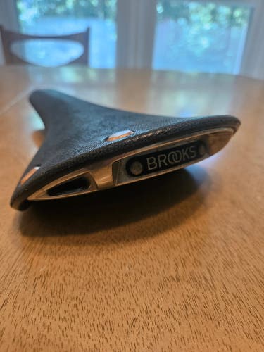 Brooks Cambium Saddle C17 - Special Black - Copper Rivets
