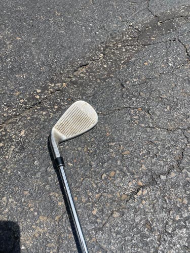 Men's TaylorMade Rbladez 9 Iron Right Handed Stiff Flex (Used)