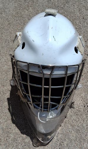 Eddy white Goalie Mask (Used)
