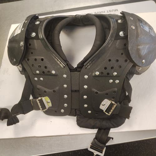 Large Youth Schutt DS Flex Shoulder Pads (Used)