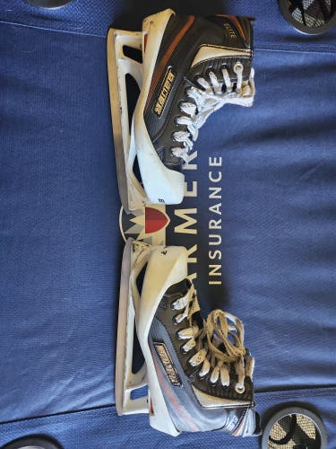 Bauer Elite Hockey Goalie Skates Extra Wide Width Size 3.5