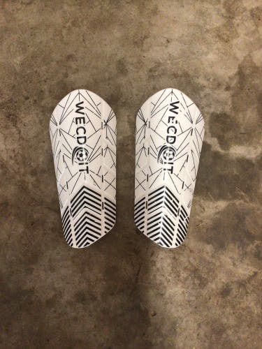 Unisex Small Shin Guards (Used)