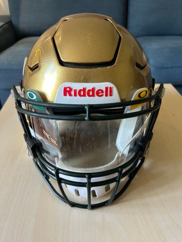 Adult Medium Riddell SpeedFlex Helmet (Used)