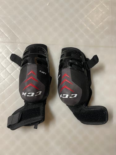 Junior Large CCM QLT edge Elbow Pads (New)