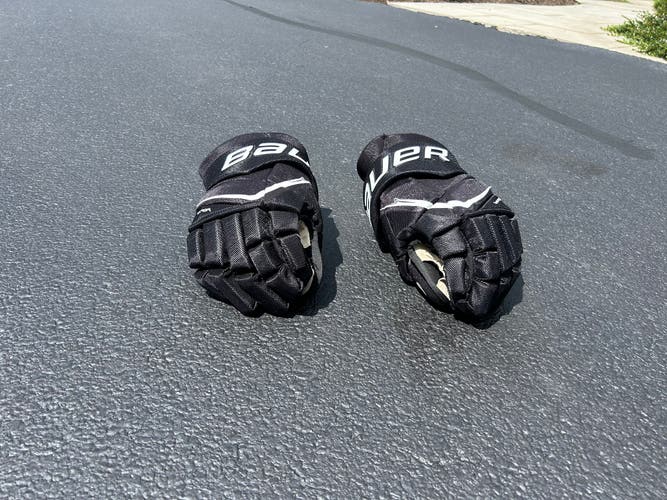 Bauer Vapor Flypro Gloves 14" (Used)