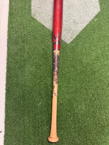 Victus EB12 Maple Bat (-3) 30 oz 33" (Used)