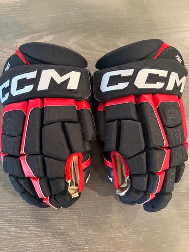 CCM HGCL Crazy Light Pro Stock Hockey Gloves 15" Blackhawks JONES 3616