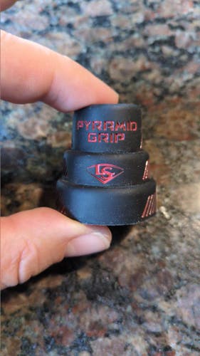 Louisville Slugger (New) pyramid grip