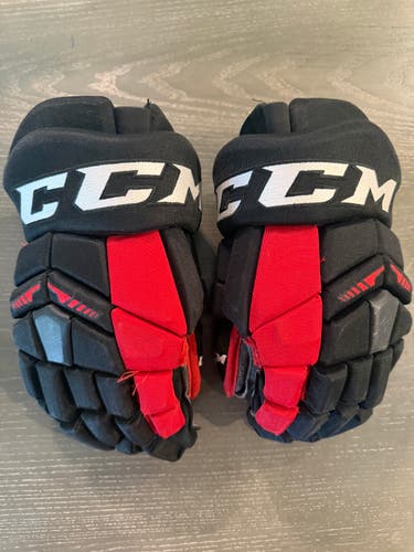 CCM HGTKPP Tacks Pro Stock 14" Hockey Gloves Blackhawks 3638