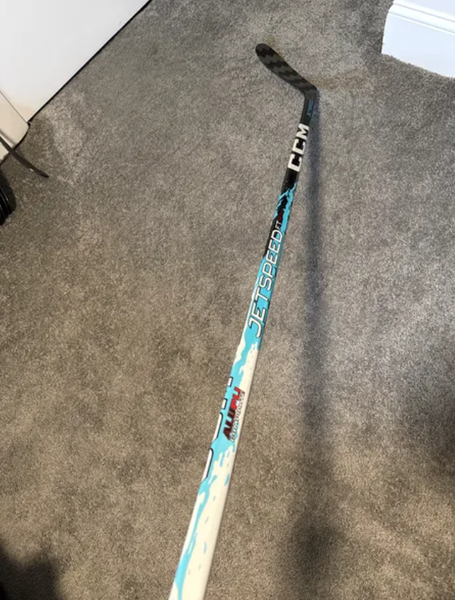 (New) Intermediate CCM FT9 Pro Left Hand Hockey Stick P28 65 Flex (New)