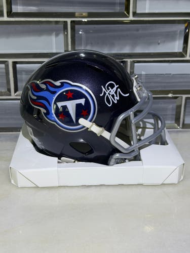 LenDale White Signed Tennessee Titans Mini Helmet Beckett Witness COA Auto NFL