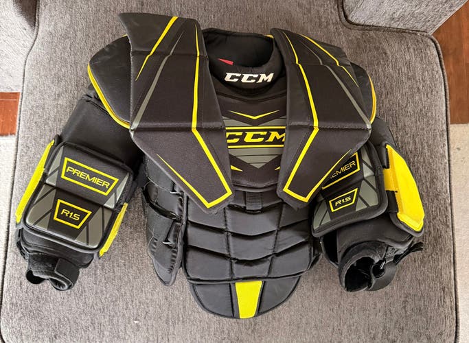 Large/Extra Large CCM Premier R1.5 Goalie Chest Protector (Used)