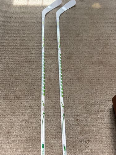 Senior Warrior Alpha Deluxe Right Handed Hockey Stick W03 75 Flex (New)