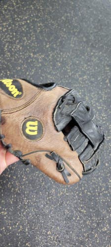 Used Wilson A450 Tball 9 Bb Sb Glove Rh Throw None 9" 11497-s000158776