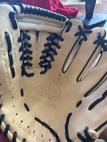 44 Pro Japan select RH Infield Baseball Glove 11.5" (New)