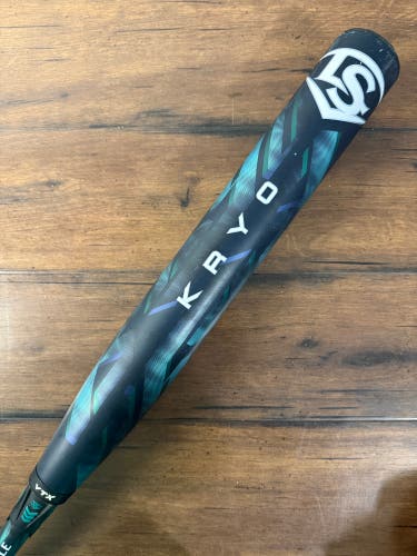 2025 Louisville Slugger Kryo 32/21 (-11) Fastpitch Softball Bat