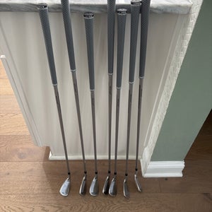 Women's Adams Idea Right Handed club set (Used)