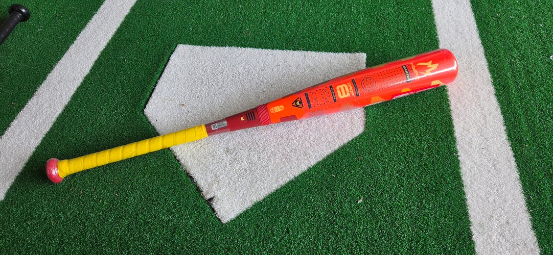 2025 Easton Hype Fire Composite USSSA Certified Bat (-8) 21 oz 29" (New)