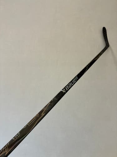 Used 95 Flex P88 Senior Bauer Proto-R (Flylite dress) Left Hand Hockey Stick - Black